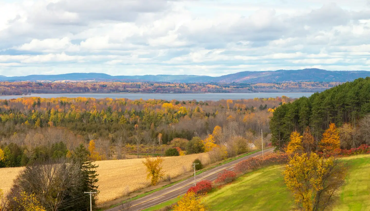 Renfrew County cottage country waterfront